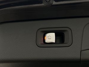 Mercedes GLC300 bild 37