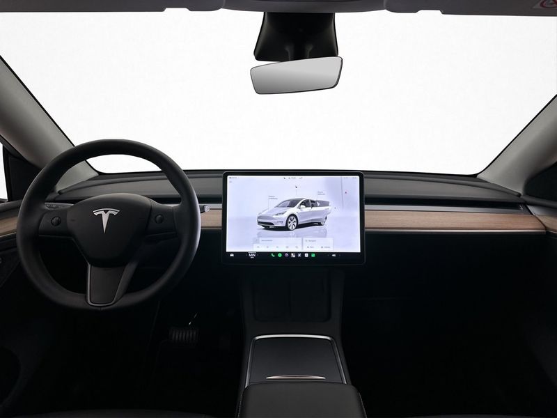 Tesla Model Y bild 14