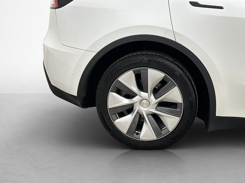 Tesla Model Y bild 31