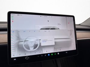 Tesla Model Y bild 20