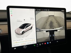 Tesla Model 3 bild 16