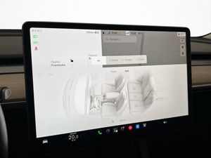 Tesla Model 3 bild 20