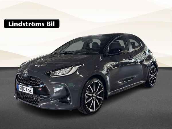 Toyota Yaris Hybrid 130 GR-Sport JBL HUD Sommar/Vinterhjul - 2026