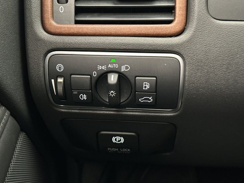 Volvo XC70 bild 33