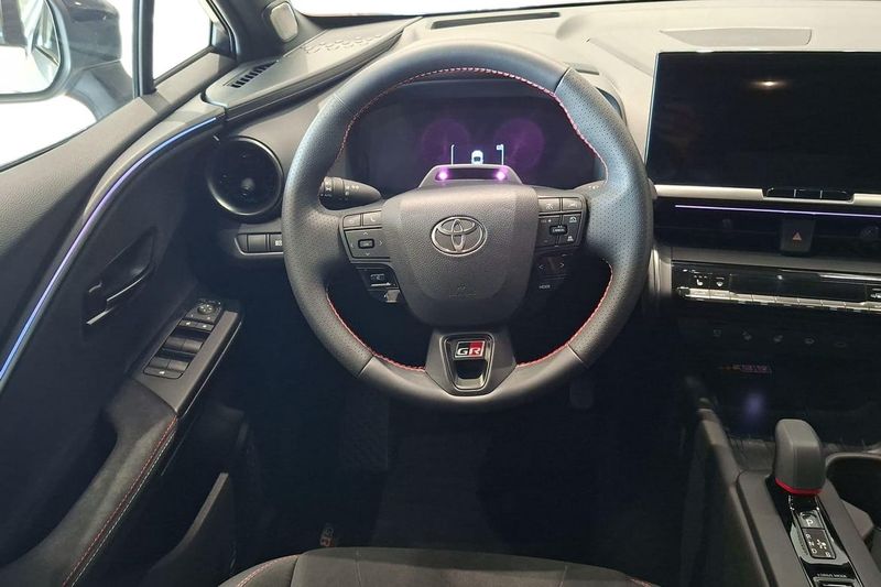 Toyota C-HR bild 11