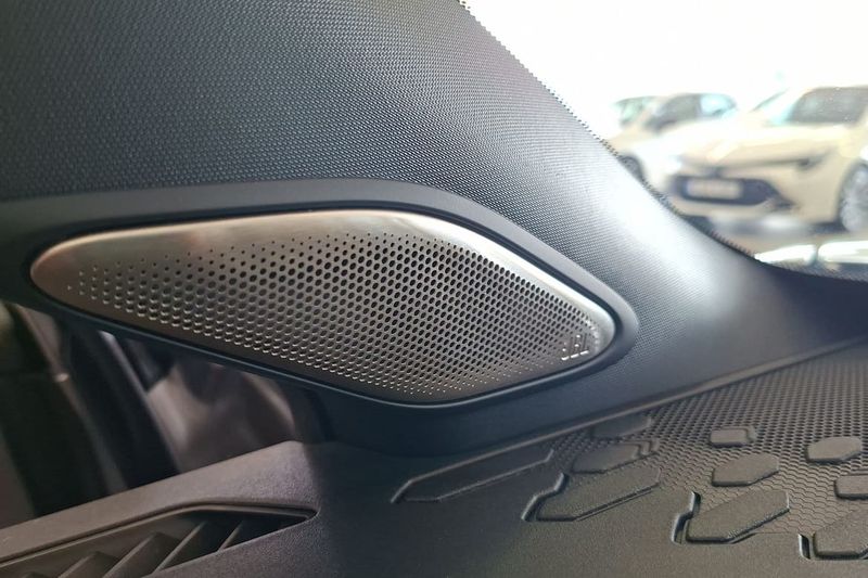 Toyota C-HR bild 24