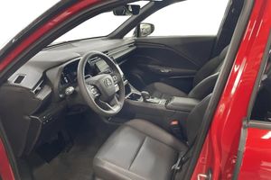 Lexus LBX bild 13