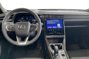 Lexus LBX bild 11