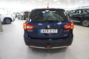 Suzuki S-CROSS bild 7