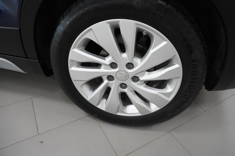 Suzuki S-CROSS bild 8