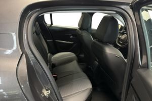 Peugeot 208 bild 13