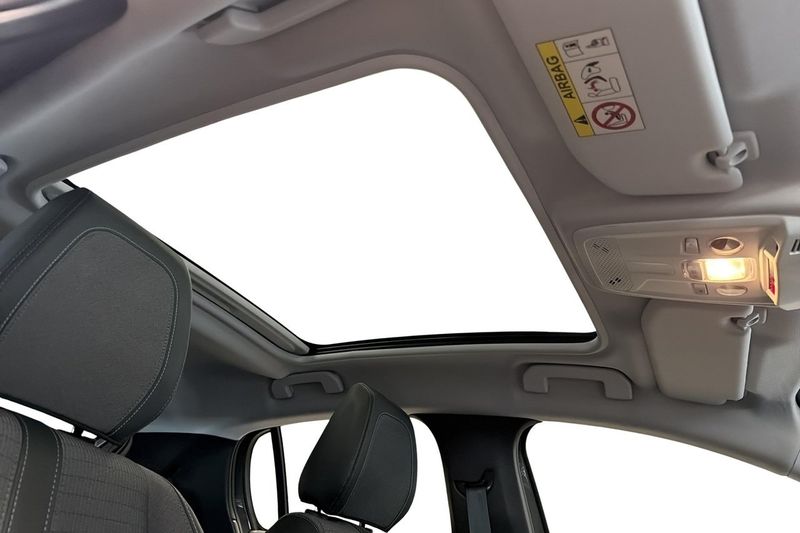Peugeot 208 bild 19