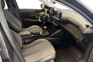 Peugeot 208 bild 11