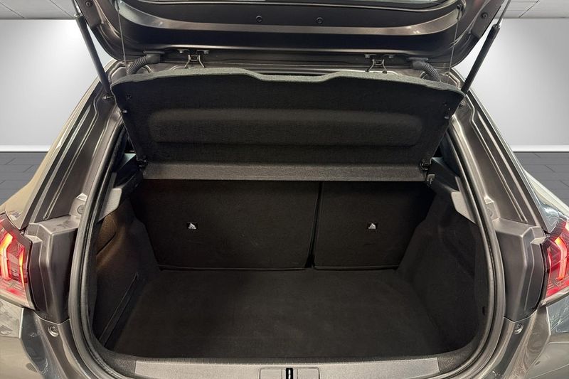 Peugeot 208 bild 14