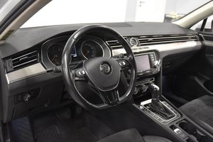 Volkswagen Passat bild 9