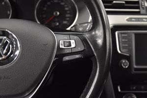 Volkswagen Passat bild 11