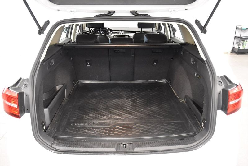 Volkswagen Passat bild 19