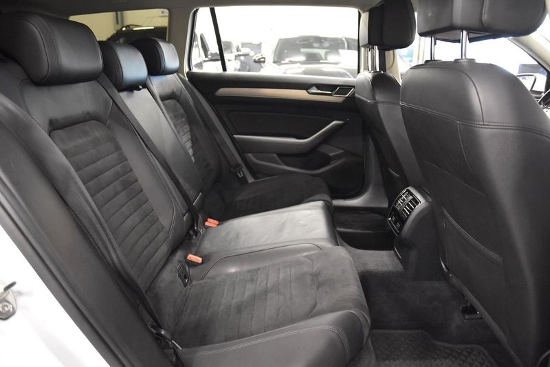 Volkswagen Passat bild 13