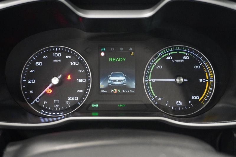 MG ZS EV bild 10