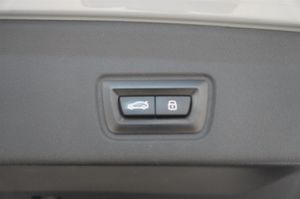 BMW i4 bild 20