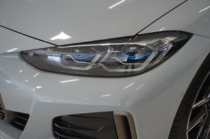 BMW i4 bild 4