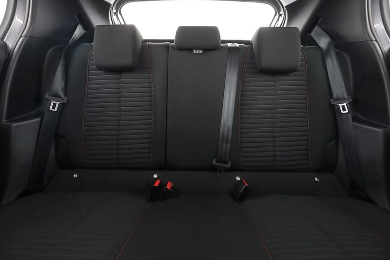 Peugeot 208 bild 16