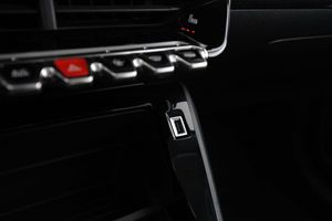 Peugeot 208 bild 25