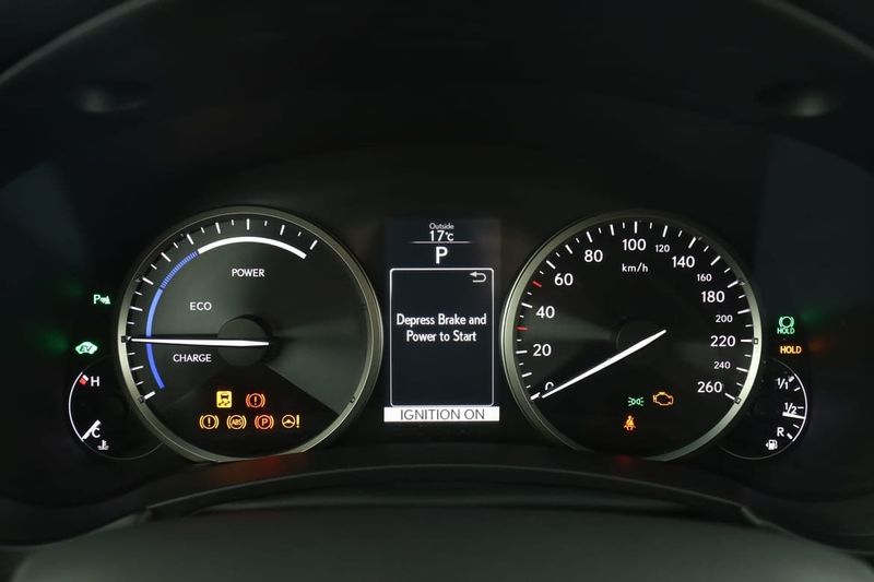 Lexus NX bild 20