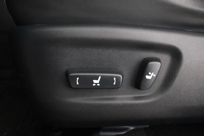 Lexus NX bild 37