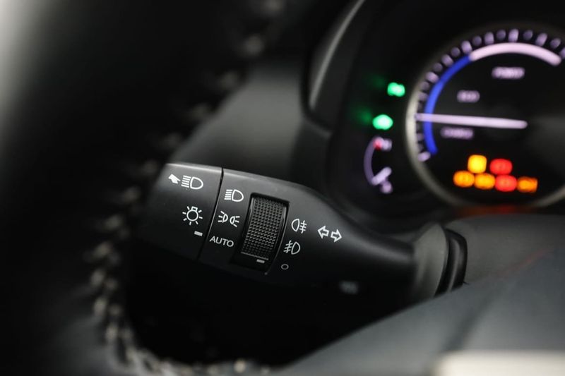 Lexus NX bild 33