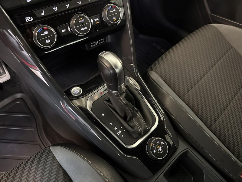 Volkswagen T-Roc bild 7