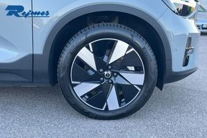 Volvo EX40 bild 16