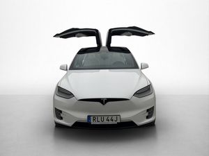 Tesla Model X bild 11
