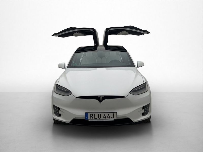 Tesla Model X bild 11