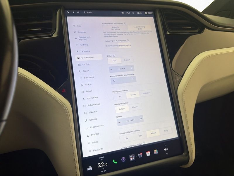 Tesla Model X bild 29