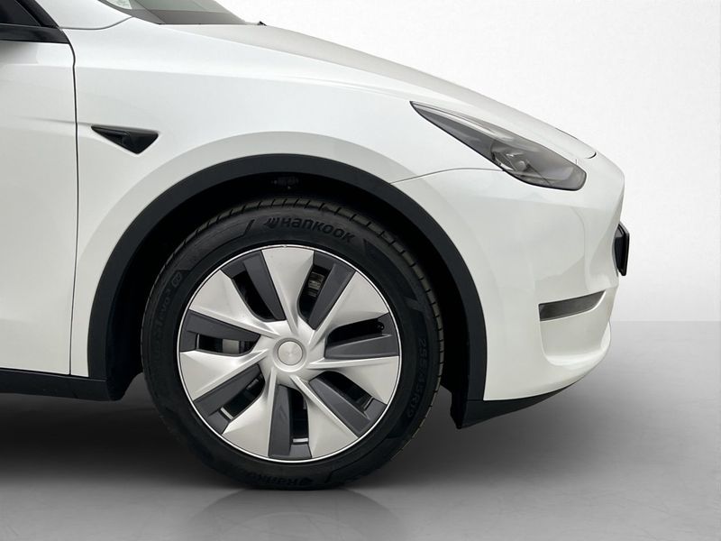 Tesla Model Y bild 14