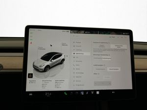 Tesla Model Y bild 31