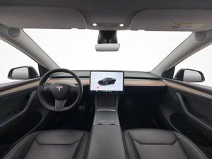Tesla Model Y bild 14