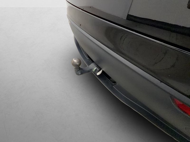Tesla Model Y bild 11
