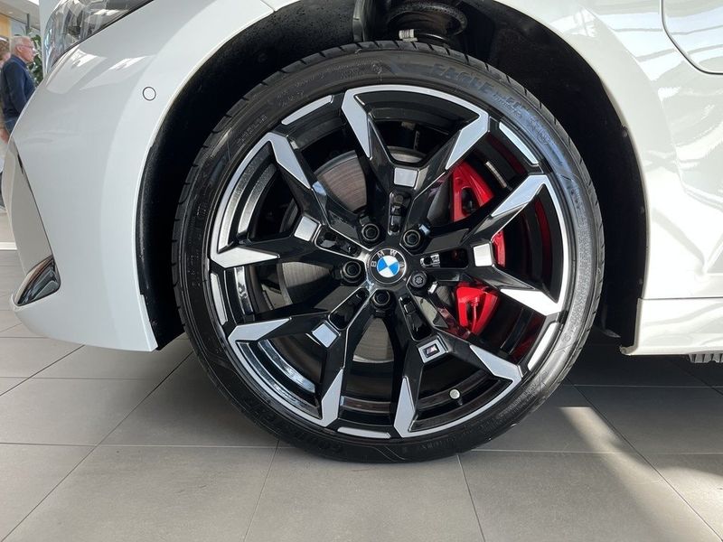 BMW 330 bild 4