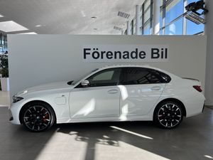 BMW 330 bild 3