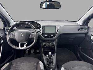 Peugeot 208 bild 12