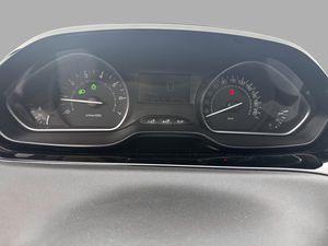 Peugeot 208 bild 13