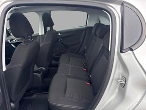 Peugeot 208 bild 9
