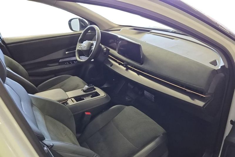Nissan Ariya bild 7