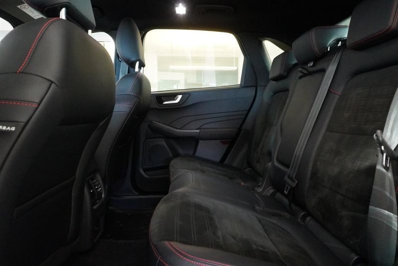 Ford Kuga bild 9