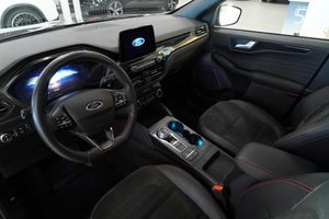 Ford Kuga bild 2