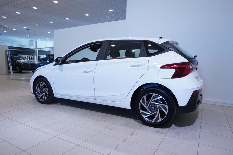 Hyundai i20 bild 5