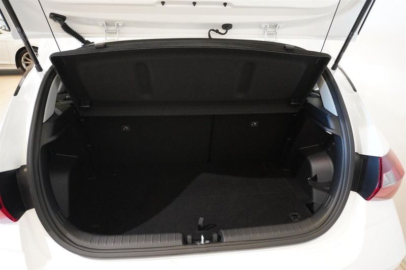 Hyundai i20 bild 8