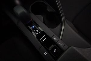 Toyota C-HR bild 25